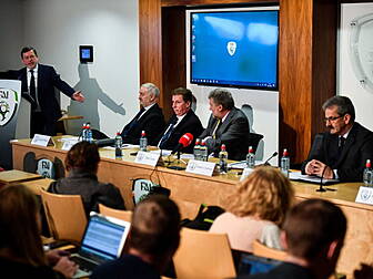 FAI ACCOUNTS | Niall Quinn and...